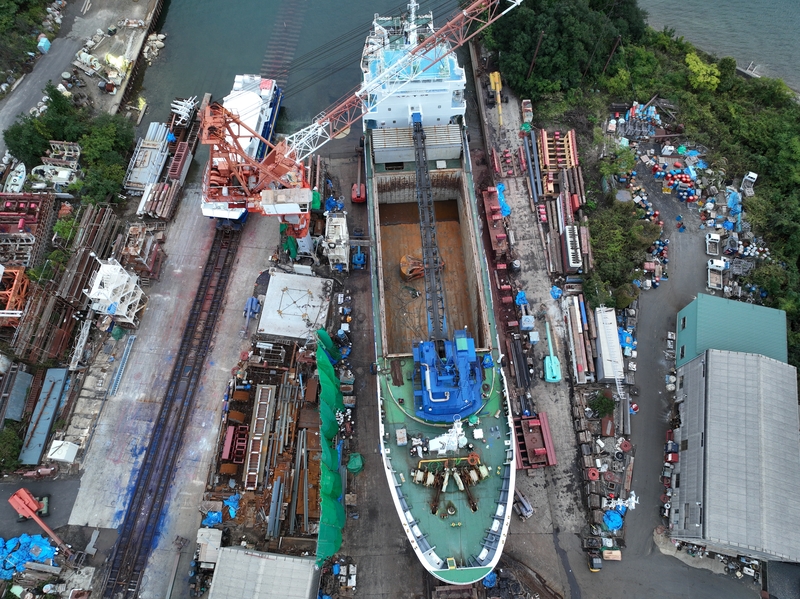 一般貨物兼 砂利運搬船 新りゅうえい
