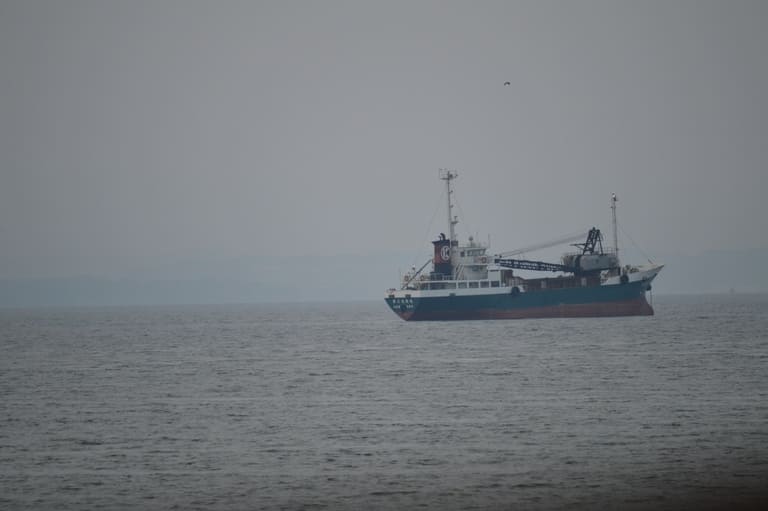 一般貨物兼 砂利運搬船 新りゅうえい